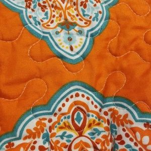 Meet your Posher, Kieli